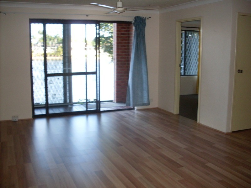 10 Aquila Court, Mermaid Waters QLD 4218