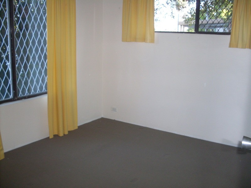 10 Aquila Court, Mermaid Waters QLD 4218