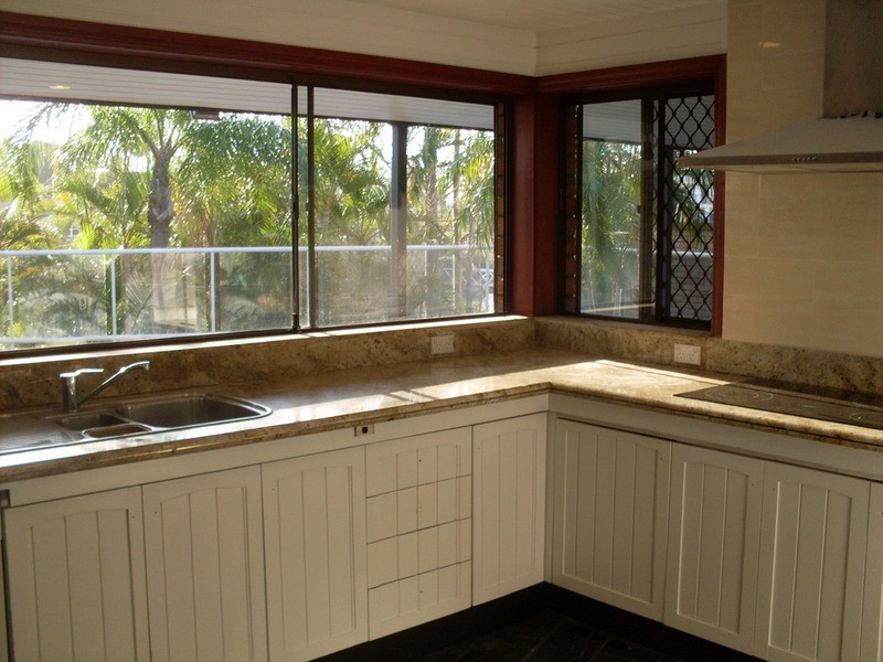 5 La Scala Court, Isle Of Capri QLD 4217