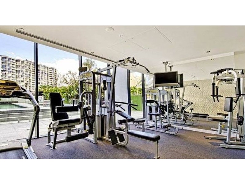 Avalon/4 Wahroonga Place, Surfers Paradise QLD 4217