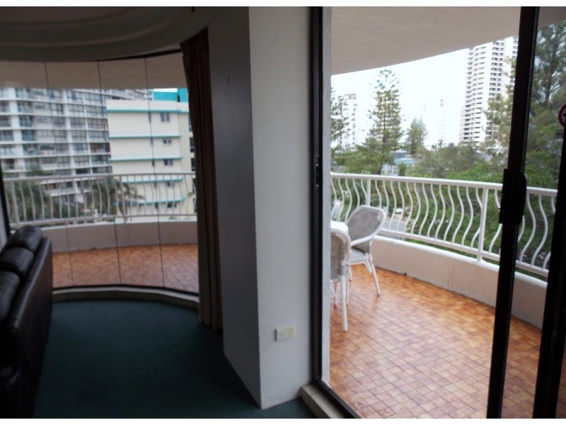 30 Laycock Street, Surfers Paradise QLD 4217