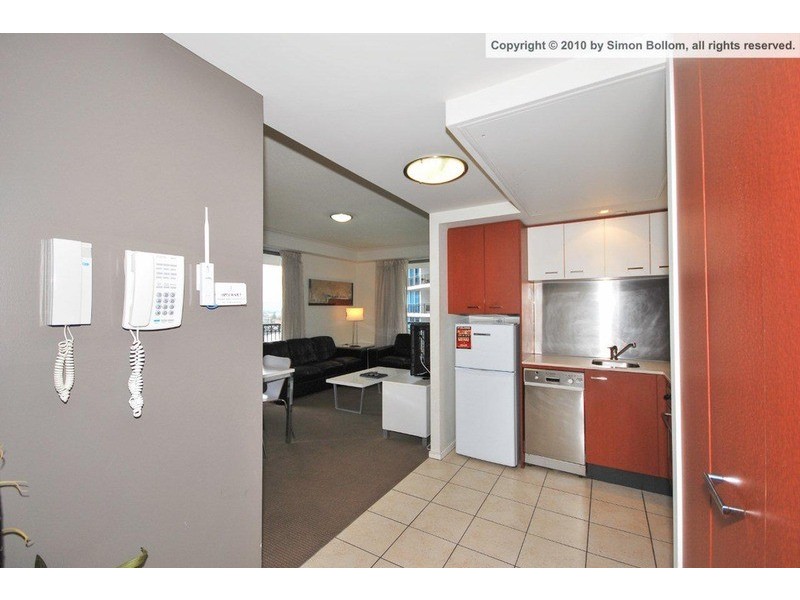 23 Ferny Avenue, Surfers Paradise QLD 4217