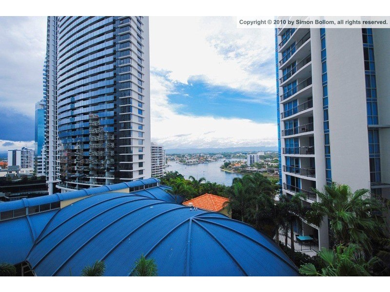 23 Ferny Avenue, Surfers Paradise QLD 4217