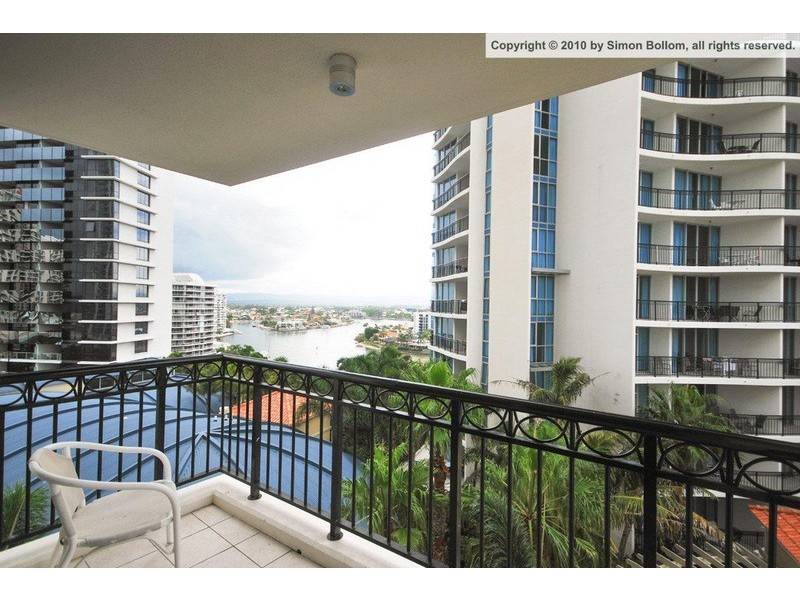 23 Ferny Avenue, Surfers Paradise QLD 4217