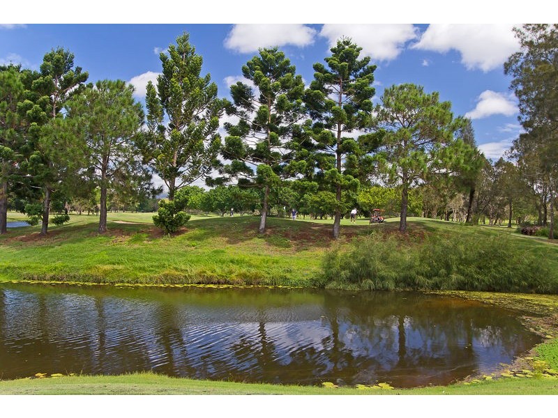 5105 Chalons Field, Benowa QLD 4217