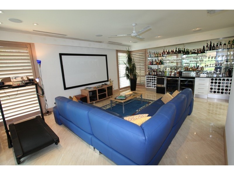 5105 Chalons Field, Benowa QLD 4217