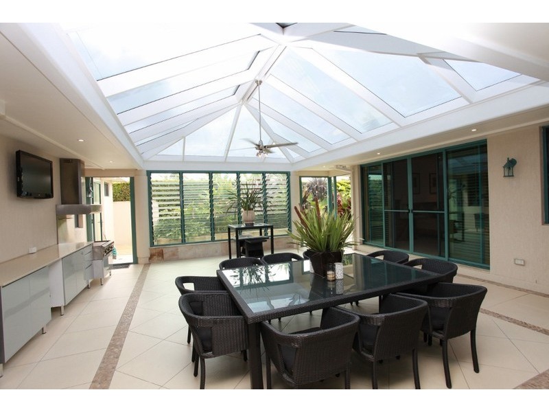 5105 Chalons Field, Benowa QLD 4217