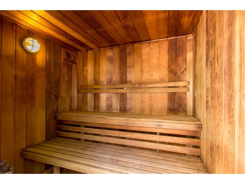 7-17 Purli Street, Chevron Island QLD 4217