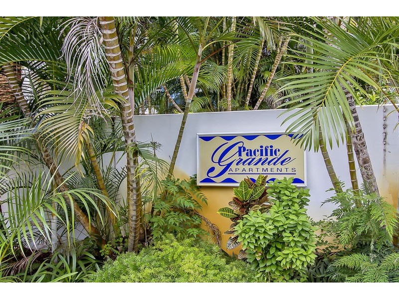 7-17 Purli Street, Chevron Island QLD 4217