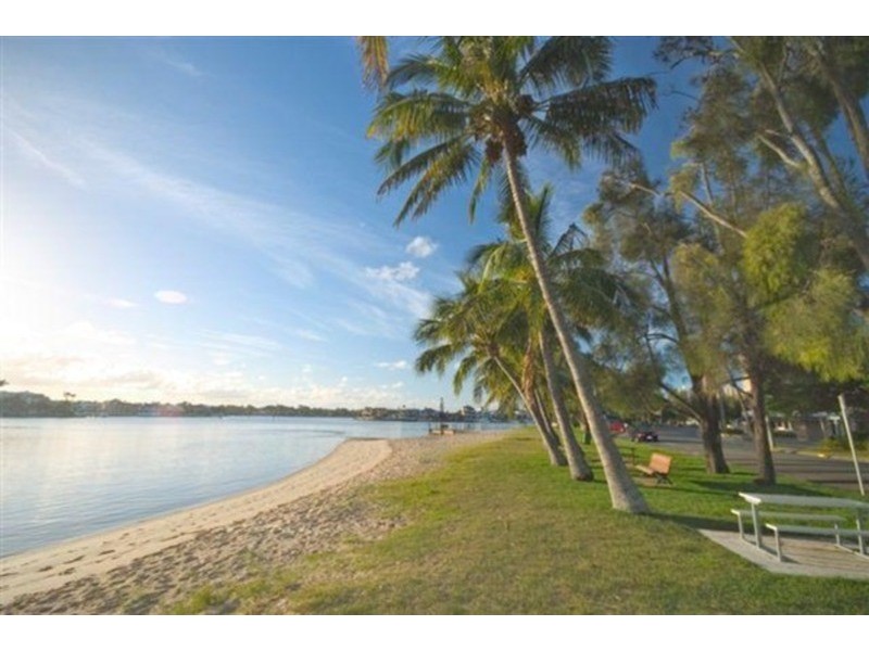 43 Cypress Avenue, Surfers Paradise QLD 4217