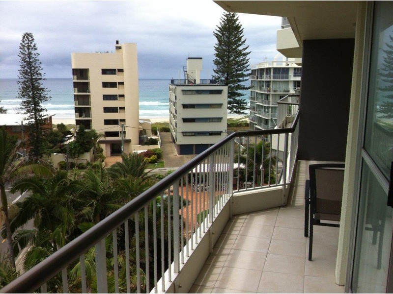 10 Vista Street, Surfers Paradise QLD 4217