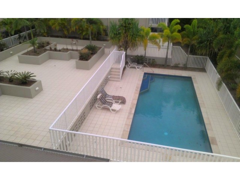 27 Walton Street, Southport QLD 4215