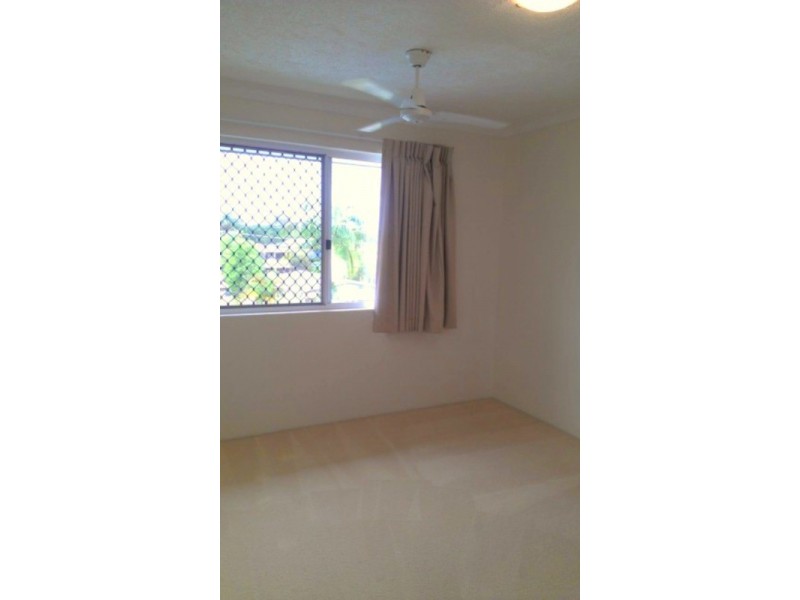 27 Walton Street, Southport QLD 4215