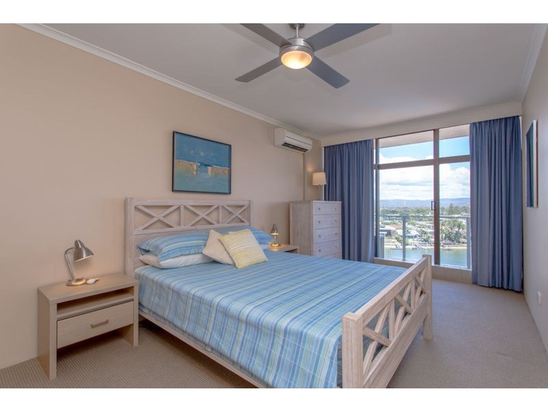 33  Thornton  Street, Surfers Paradise QLD 4217