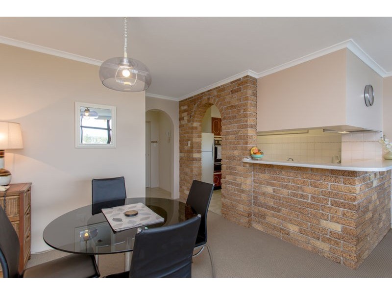 33  Thornton  Street, Surfers Paradise QLD 4217