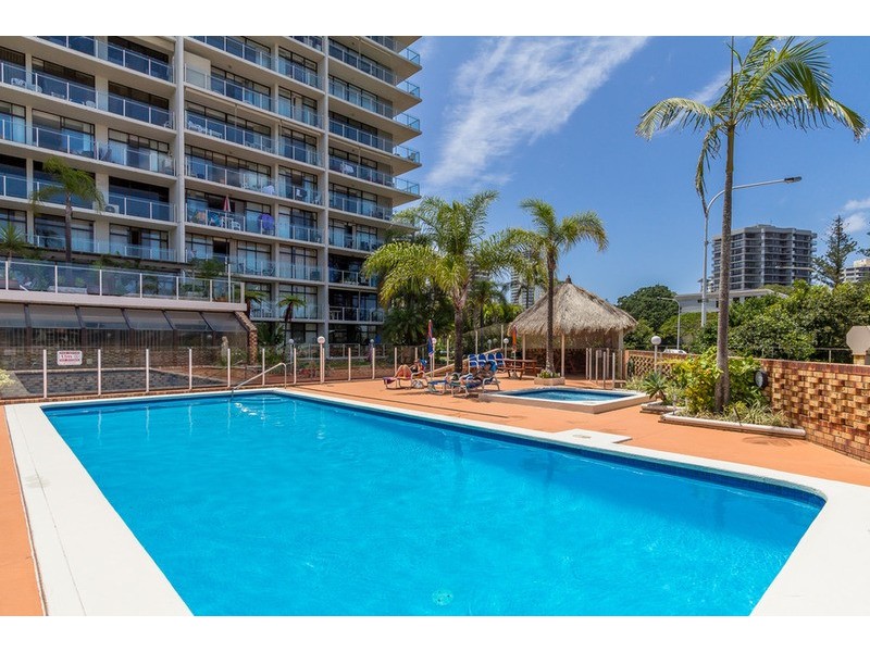 33  Thornton  Street, Surfers Paradise QLD 4217
