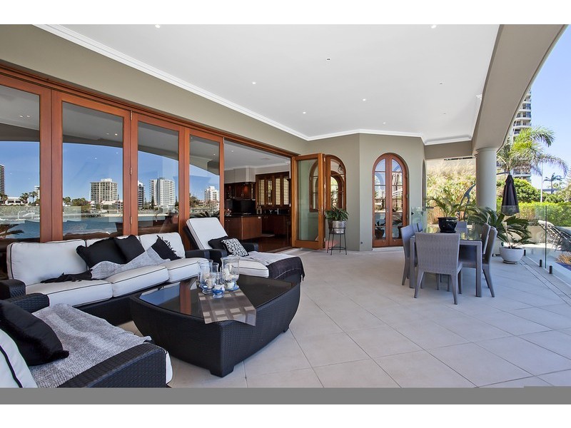 Paradise Waters QLD 4217