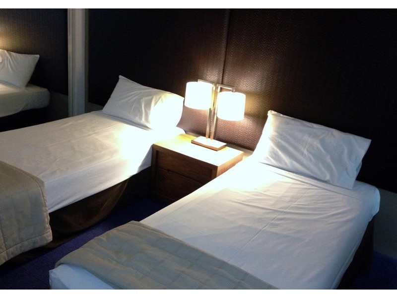 5 Palm Avenue, Surfers Paradise QLD 4217