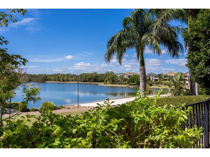 1009/1 The Cove, Carrara QLD 4211