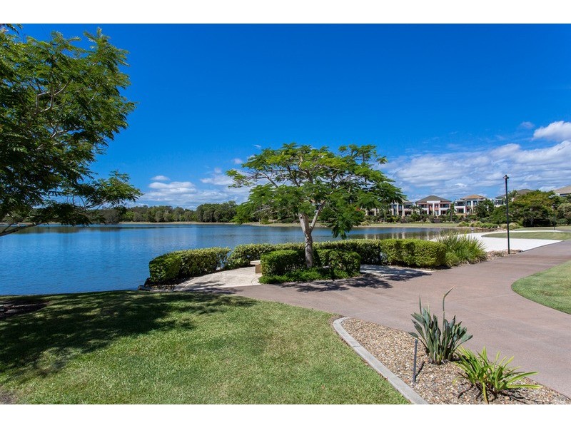 1009/1 The Cove, Carrara QLD 4211