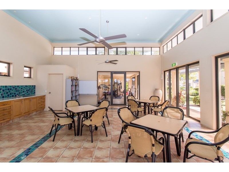 1009/1 The Cove, Carrara QLD 4211