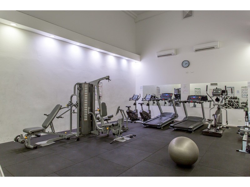 Peninsula/5 Clifford Street, Surfers Paradise QLD 4217