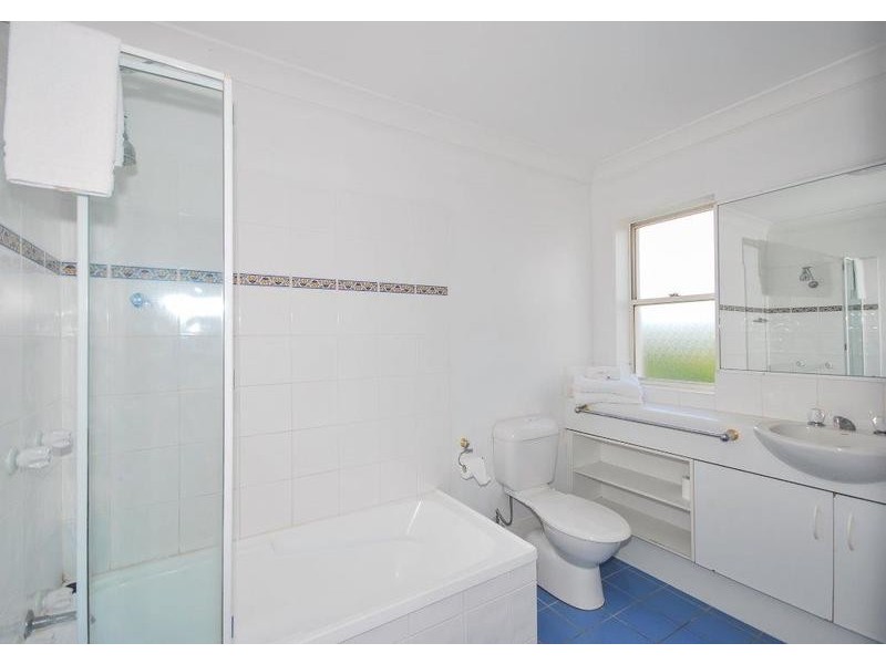 Santana/7 Monte Carlo Avenue, Surfers Paradise QLD 4217