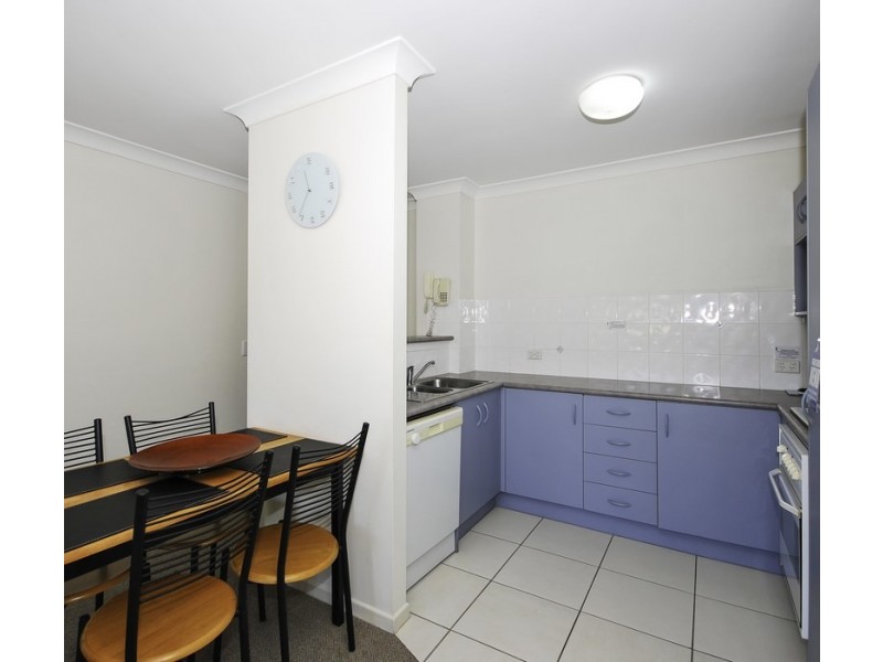 Santana/7 Monte Carlo Avenue, Surfers Paradise QLD 4217