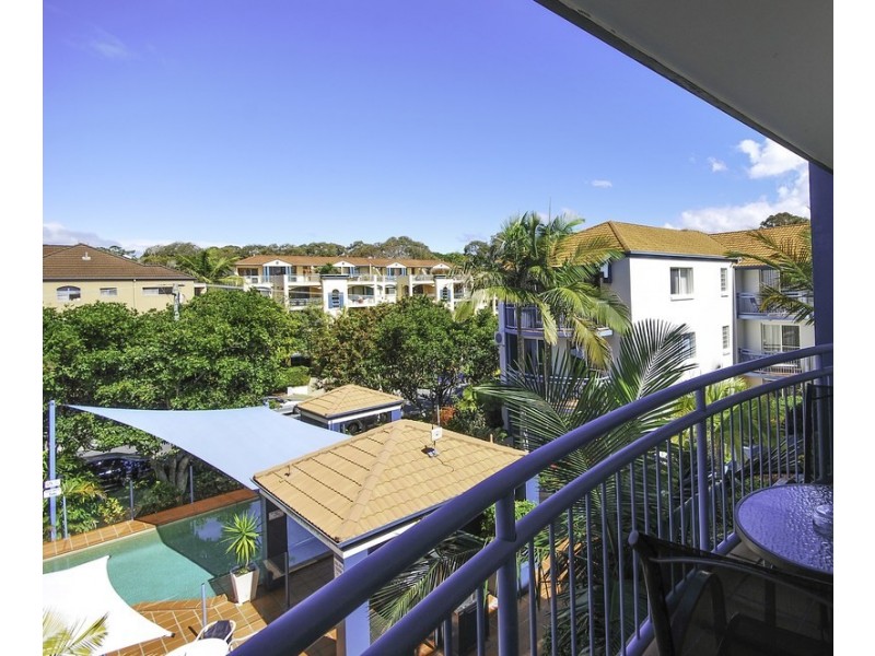 Santana/7 Monte Carlo Avenue, Surfers Paradise QLD 4217