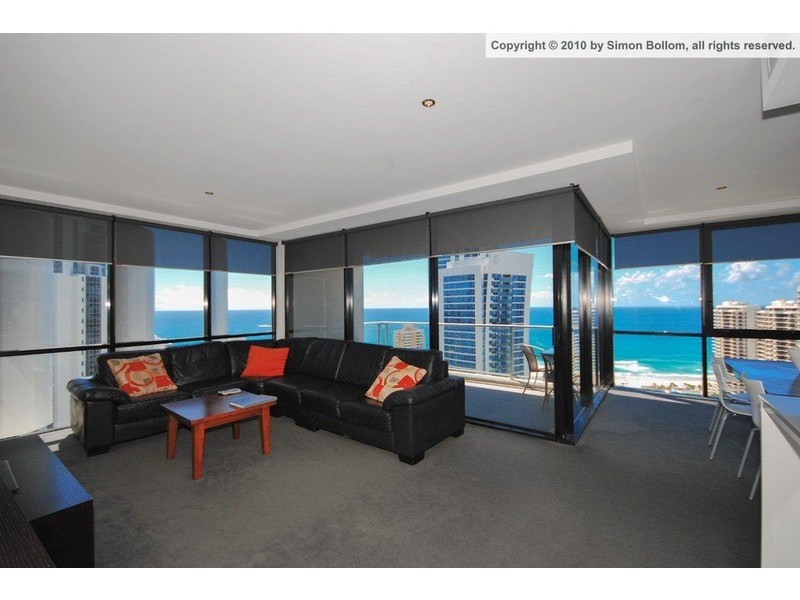 9 Ferny Avenue, Surfers Paradise QLD 4217