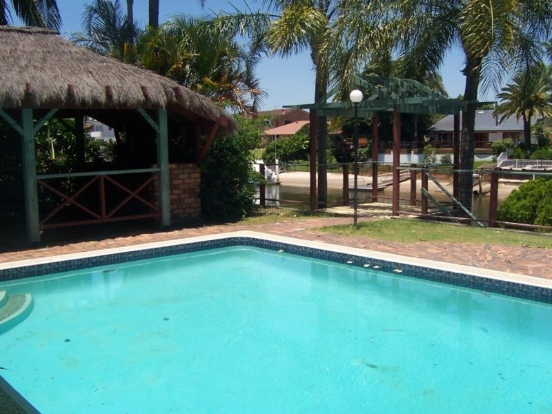 39 Platypus Avenue, Sorrento QLD 4217