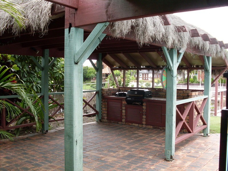 39 Platypus Avenue, Sorrento QLD 4217