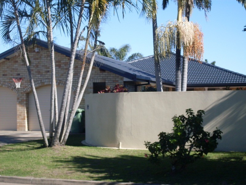 39 Platypus Avenue, Sorrento QLD 4217