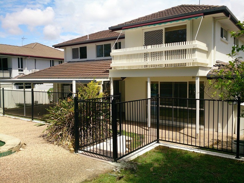 21 Chichester  Drive, Arundel QLD 4214