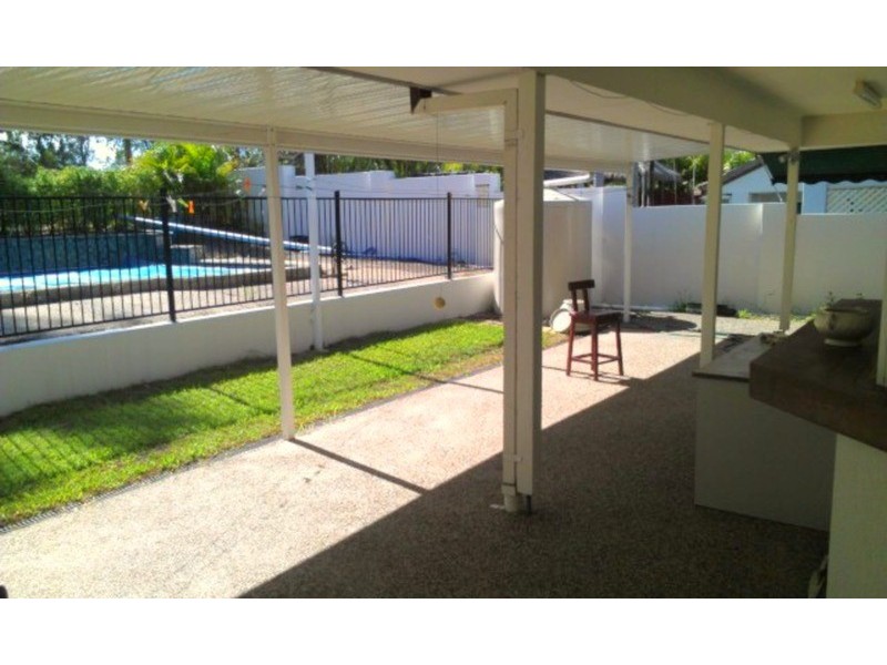 21 Chichester  Drive, Arundel QLD 4214
