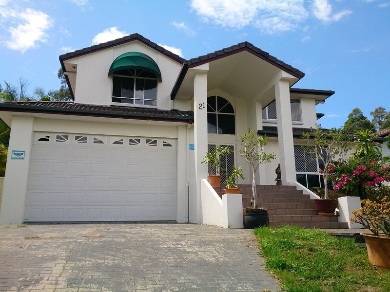 21 Chichester  Drive, Arundel QLD 4214