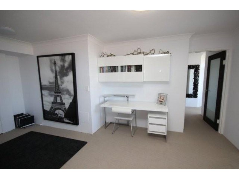 70 Remembrance  Drive, Surfers Paradise QLD 4217