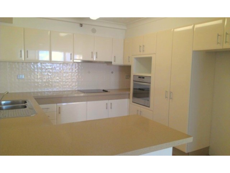 4  Old Burleigh  Road, Surfers Paradise QLD 4217