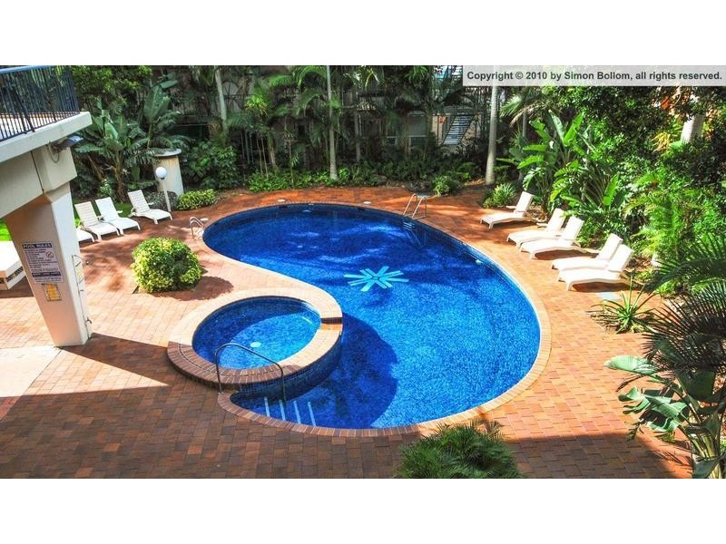 67  Ferny Avenue, Surfers Paradise QLD 4217