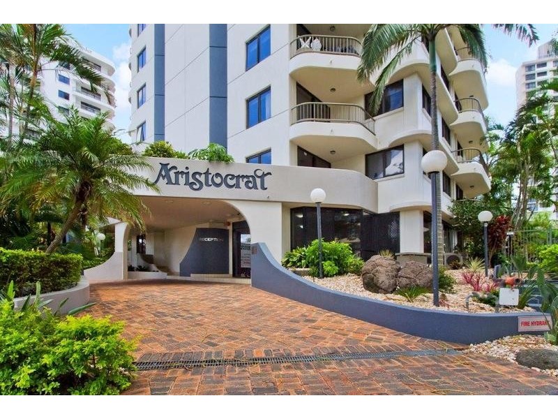 19 Aubrey Street, Surfers Paradise QLD 4217