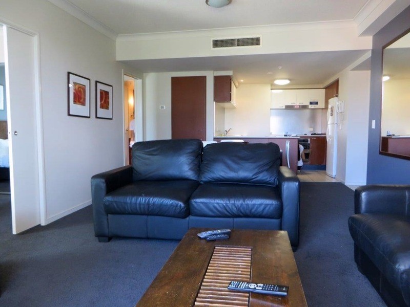 23 Ferny  Avenue, Surfers Paradise QLD 4217