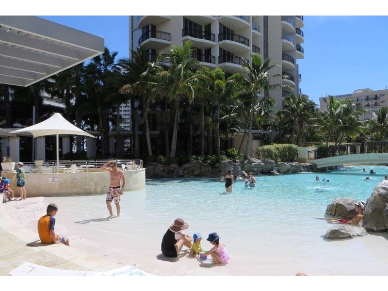 23 Ferny  Avenue, Surfers Paradise QLD 4217