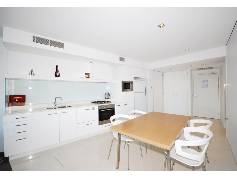 Q1 9 Hamilton Avenue, Surfers Paradise QLD 4217