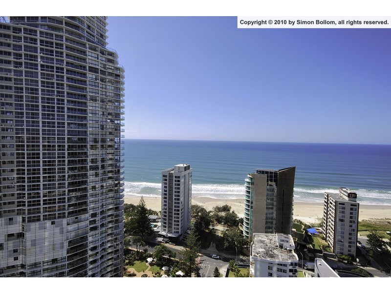 9 Hamilton Avenue, Surfers Paradise QLD 4217