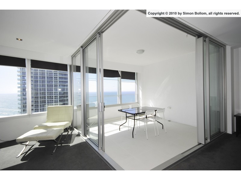 9 Hamilton Avenue, Surfers Paradise QLD 4217