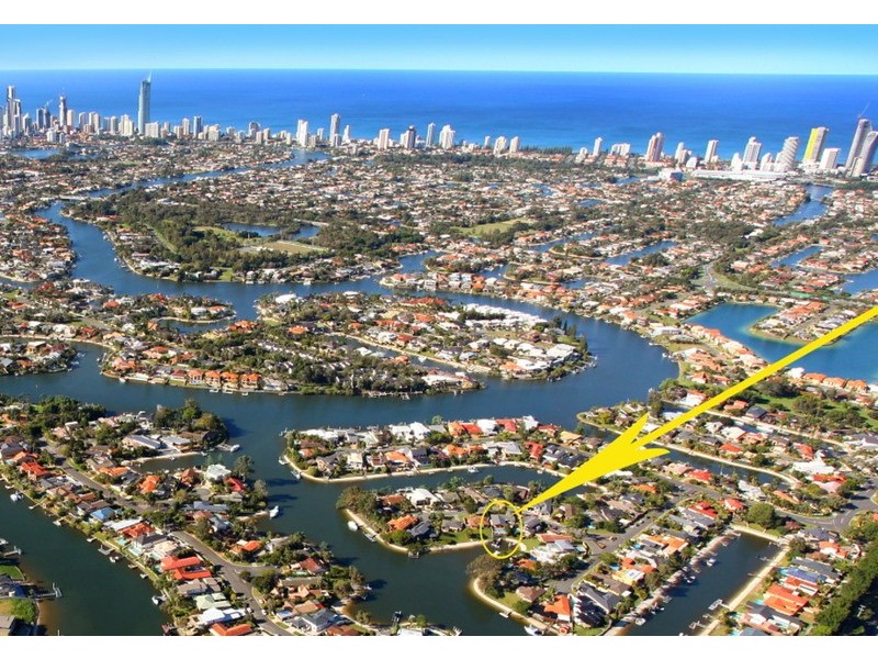 6 Nootka Court, Broadbeach Waters QLD 4218