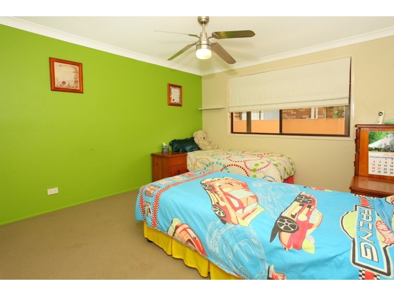 6 Nootka Court, Broadbeach Waters QLD 4218