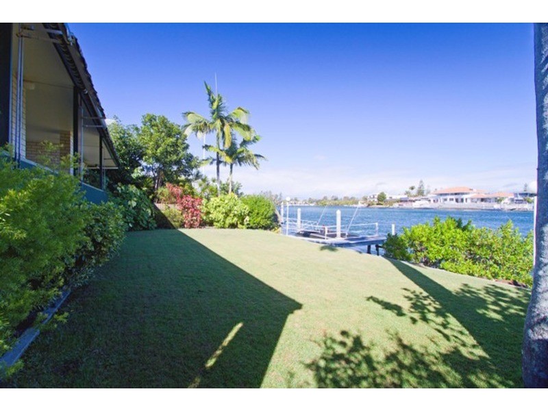 38 Sunset Boulevard, Surfers Paradise QLD 4217