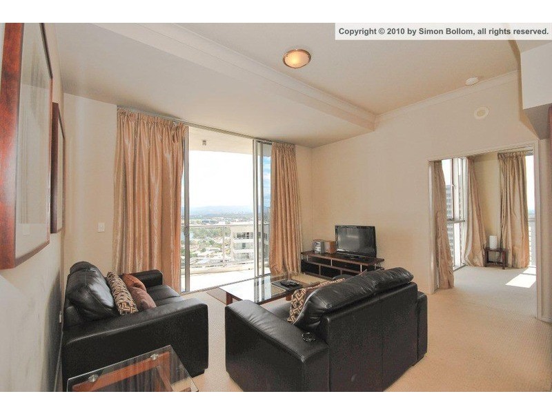 23 Ferny Avenue, Surfers Paradise QLD 4217
