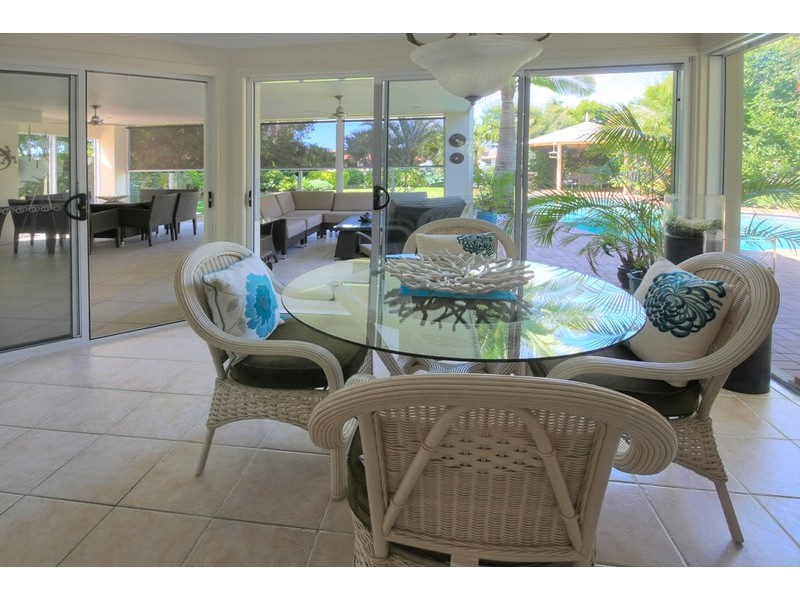 1068 Killymoon Drive, Hope Island QLD 4212